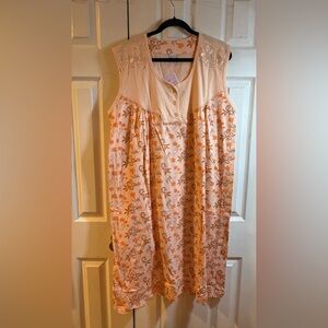 Peach Floral Sleeveless Chemise